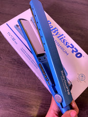 Plancha De Cabello Babyliss Pro Nano Titanium 1-1/4" Doble Voltaje - MegaStore