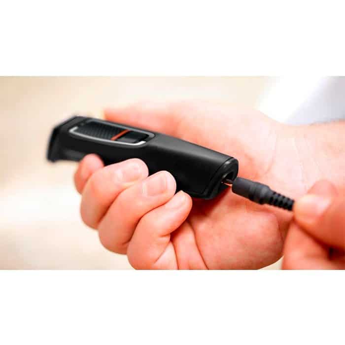 Afeitadora-Philips--Multigroom-series-3000-8-en-1,-rostro-y-cabello-5