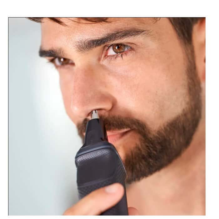 Afeitadora-Philips-Multigroom-series-5000-9-en-1,-rostro-y-cabello-6